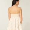 Rochie mini babydoll fără bretele, cu volane Rochie mini babydoll fără bretele, cu volane
