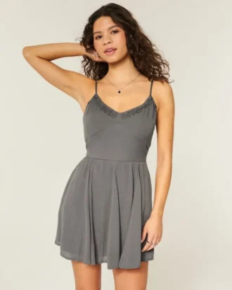 Rochie mini brodată