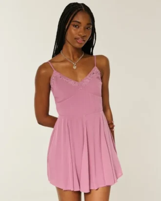 Rochie mini brodată