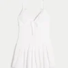 Rochie mini cu decolteu în V și bufante Rochie mini cu decolteu în V și bufante