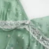 Rochie mini cu detalii din dantelă Rochie mini cu detalii din dantelă