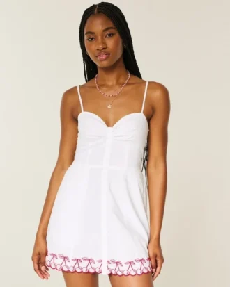 Rochie mini cu nasturi