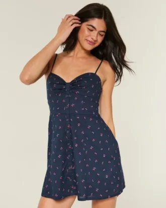 Rochie mini cu nasturi
