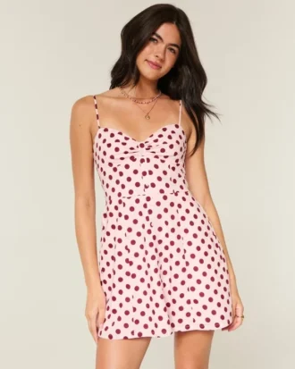 Rochie mini cu nasturi