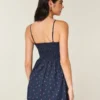 Rochie mini cu nasturi Rochie mini cu nasturi