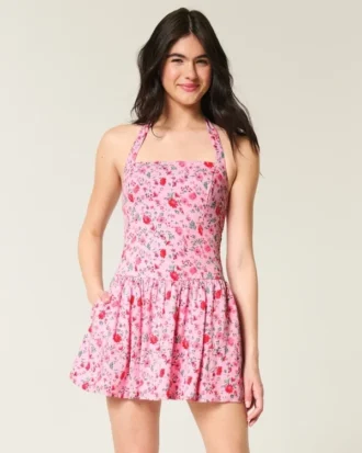 Rochie mini cu talie joasă și bretele