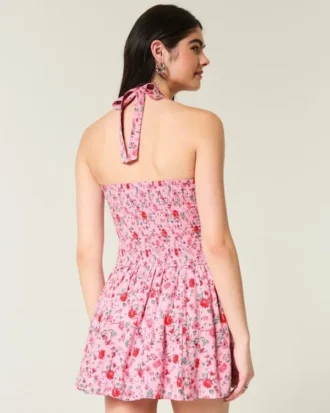 Rochie mini cu talie joasă și bretele