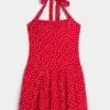 Rochie mini cu talie joasă și bretele Rochie mini cu talie joasă și bretele