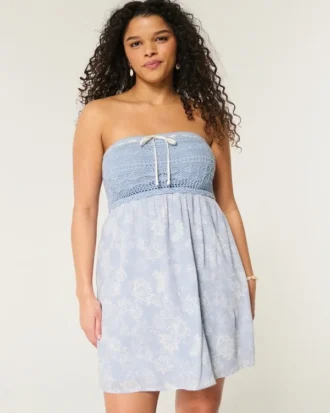 Rochie mini fără bretele, în stil croșetat