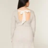 Rochie mini tip babydoll cu nasturi în spate Rochie mini tip babydoll cu nasturi în spate