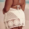Rochie mini tip halter în stil croșetat Rochie mini tip halter în stil croșetat