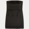 Rochie mulată din satin, fără bretele, cu fundă Rochie mulată din satin, fără bretele, cu fundă