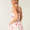 Rochie scurată cu smocuri duble și bretele Rochie scurată cu smocuri duble și bretele
