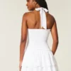 Rochie scurată cu smocuri duble și bretele Rochie scurată cu smocuri duble și bretele
