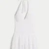 Rochie scurată cu smocuri duble și bretele Rochie scurată cu smocuri duble și bretele