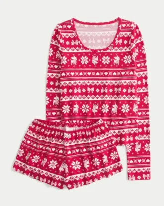 Set confortabil cu mâneci lungi și pantaloni scurți