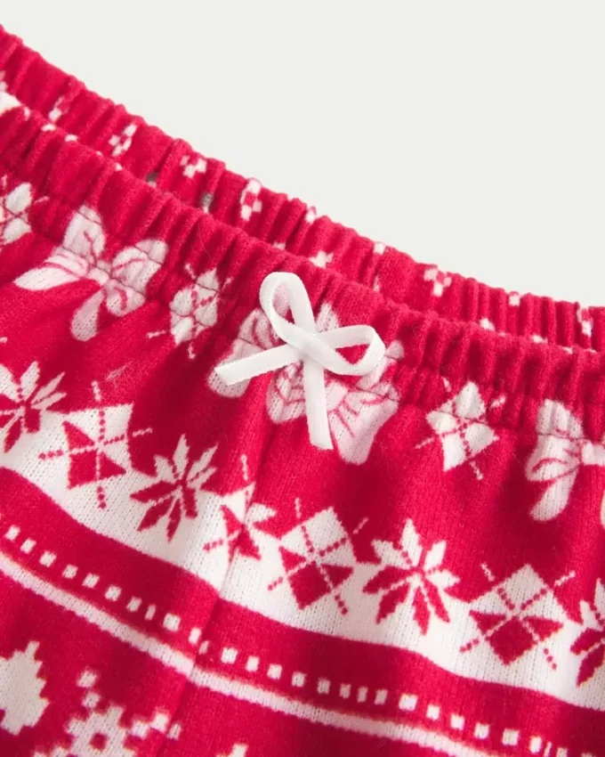 Set confortabil cu mâneci lungi și pantaloni scurți Set confortabil cu mâneci lungi și pantaloni scurți