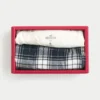 Set tricou cu imprimeu elvețian și pantaloni de pijama din flanel Set tricou cu imprimeu elvețian și pantaloni de pijama din flanel