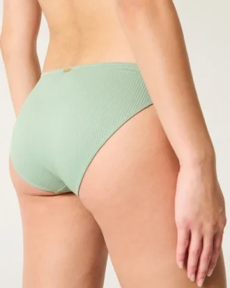 Slip cu nervuri