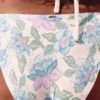 Slip de bikini croșetat, cu talie înaltă și picioare decupate