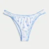 Slip de bikini cu bretele și broderie înaltă pe picior