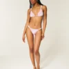 Slip de bikini cu croi înalt și smocuri