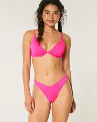 Slip de bikini cu talie în V și picioare înalte, cu nervuri