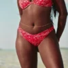 Slip de bikini cu talie înaltă și nervuri