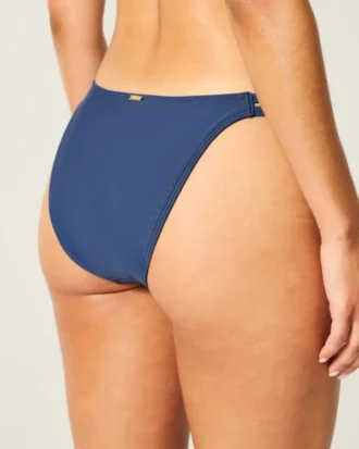 Slip de bikini îndrăzneț cu bretele duble și mărgele