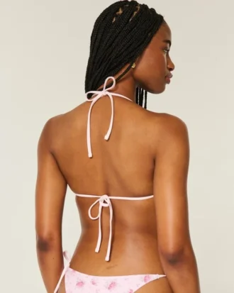 Sutien triunghiular pentru bikini
