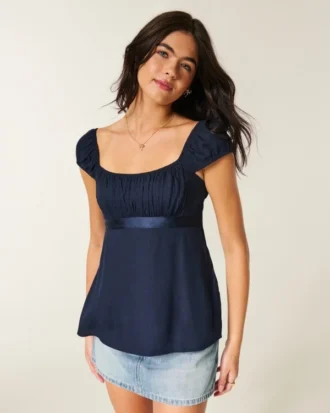 Top babydoll din satin cu fundă Top babydoll din satin cu fundă