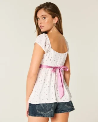Top babydoll din satin cu fundă Top babydoll din satin cu fundă