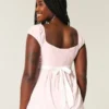 Top babydoll din satin cu fundă Top babydoll din satin cu fundă