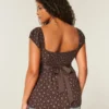Top babydoll din satin cu fundă Top babydoll din satin cu fundă