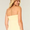 Top babydoll fără bretele, strâns în talie Top babydoll fără bretele, strâns în talie