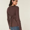 Top babydoll Henley cu legături în spate Top babydoll Henley cu legături în spate
