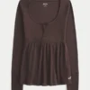 Top babydoll Henley cu legături în spate Top babydoll Henley cu legături în spate