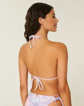 Top bikini triunghiular cu bordură în stil croșetat Top bikini triunghiular cu bordură în stil croșetat
