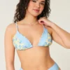 Top de bikini triunghiular cu margini volanate Top de bikini triunghiular cu margini volanate