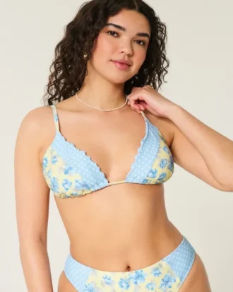 Top de bikini triunghiular cu margini volanate