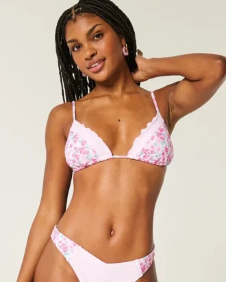 Top de bikini triunghiular cu margini volanate
