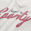 Tricou cu decolteu ușor în V și imprimeu grafic Sweet ‘n Sporty Tricou cu decolteu ușor în V și imprimeu grafic Sweet ‘n Sporty