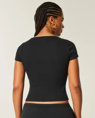 Tricou cu gât rotund