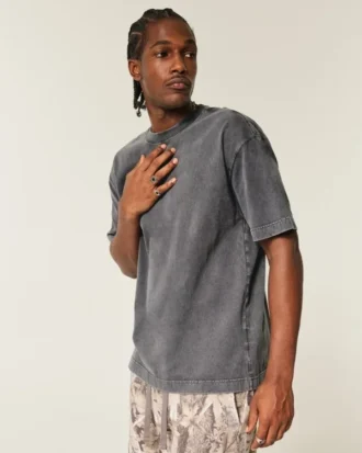 Tricou cu guler rotund din bumbac spălat, gros, croi drept