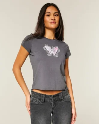 Tricou cu imprimeu fluture, care se mulează ușor pe corp