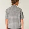Tricou cu mâneci scurte și imprimeu cu cireșe Tricou cu mâneci scurte și imprimeu cu cireșe