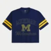 Tricou de fotbal cu grafică Wolverines de la Universitatea din Michigan Tricou de fotbal cu grafică Wolverines de la Universitatea din Michigan