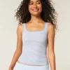 Tricou fără cusături, cu gât pătrat, din țesătură cu nervuri Tricou fără cusături, cu gât pătrat, din țesătură cu nervuri