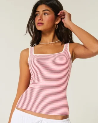 Tricou fără cusături, cu gât pătrat, din țesătură cu nervuri