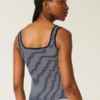 Tricou fără cusături, cu gât pătrat, din țesătură cu nervuri Tricou fără cusături, cu gât pătrat, din țesătură cu nervuri